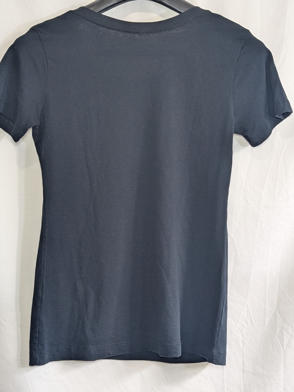 Peanuts Cedar Fair Snoopy Rainbow Graphic Tee Womens Small Black - Picture 8 of 8